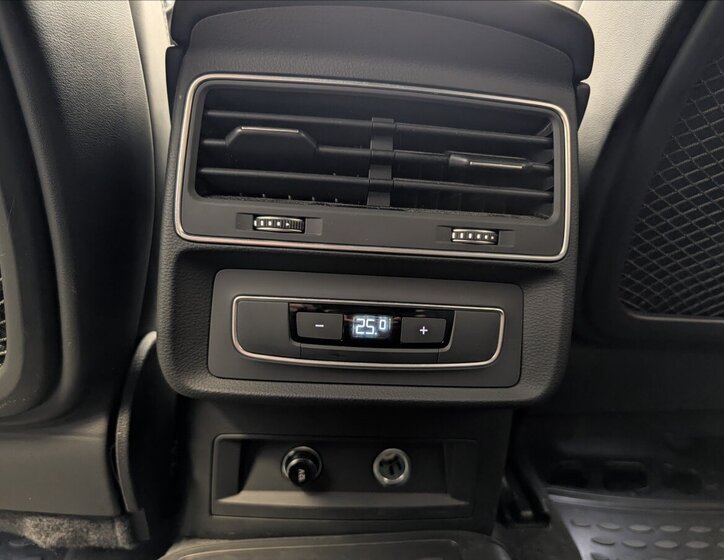 Audi Q8 Hatchback 3,0 l 250 kw