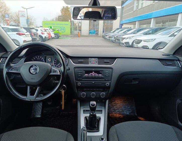 Škoda Octavia Kombi 1,6 l 77 kw