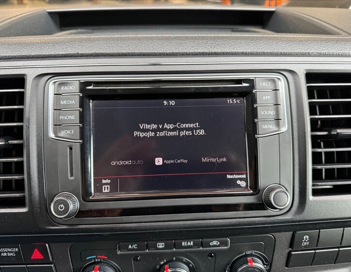 Volkswagen Transporter 17