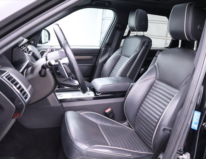 Land Rover Discovery 13