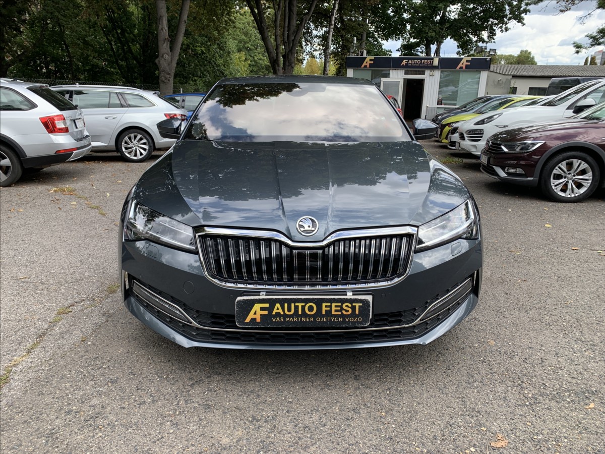 Škoda Superb