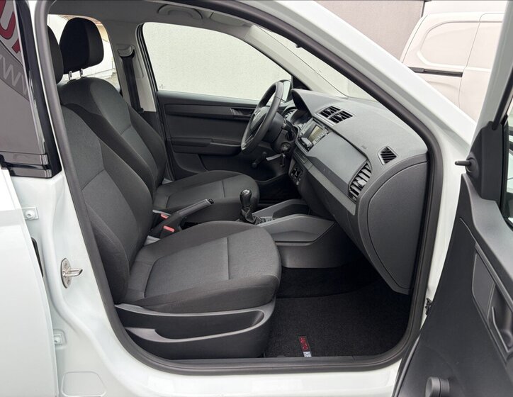 Škoda Fabia Hatchback 999,0 44 kw