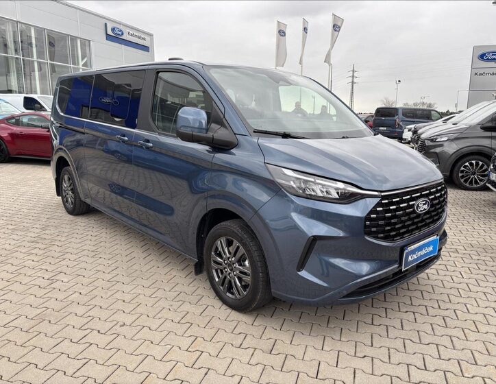 Ford Tourneo Custom Kombi 2,0 l 125 kw