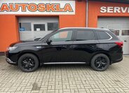 Mitsubishi Outlander 3