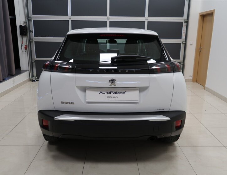 Peugeot 2008 SUV / Terénní 1,2 l 74 kw