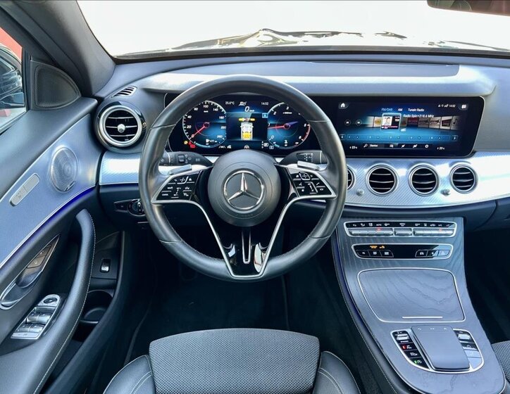 Mercedes-Benz Třídy E Kombi 2,0 l 143 kw