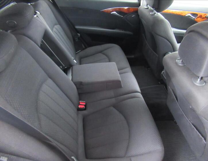 Mercedes-Benz Třídy E 21