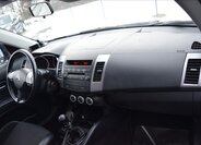 Citroën C-Crosser 22