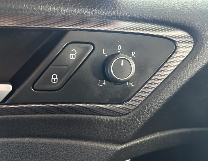 Volkswagen Golf Hatchback 1,2 l 81 kw