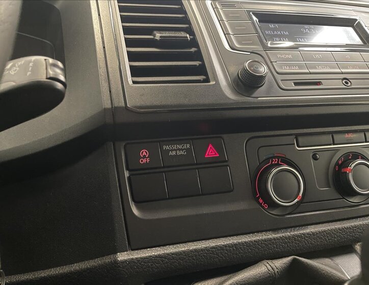 Volkswagen Transporter Kombi 2,0 l 110 kw