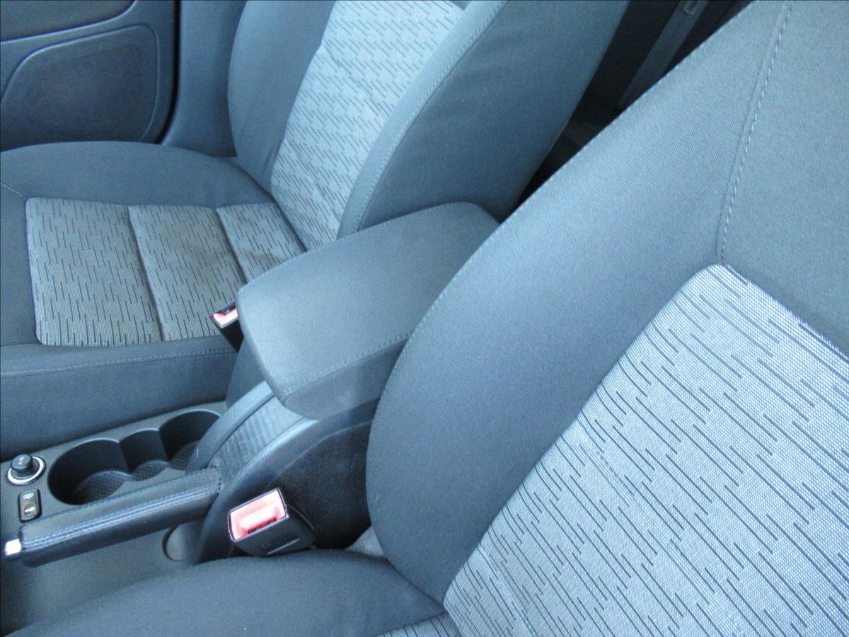 Škoda Octavia Kombi 1,6 l 77 kw