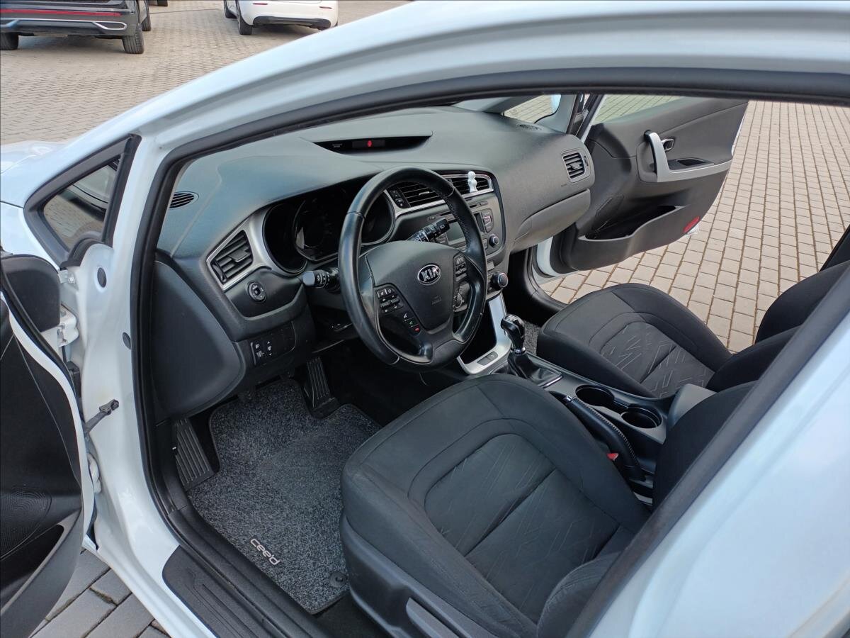 KIA Ceed Hatchback 1,4 l 73 kw