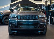 Jeep Grand Cherokee 11