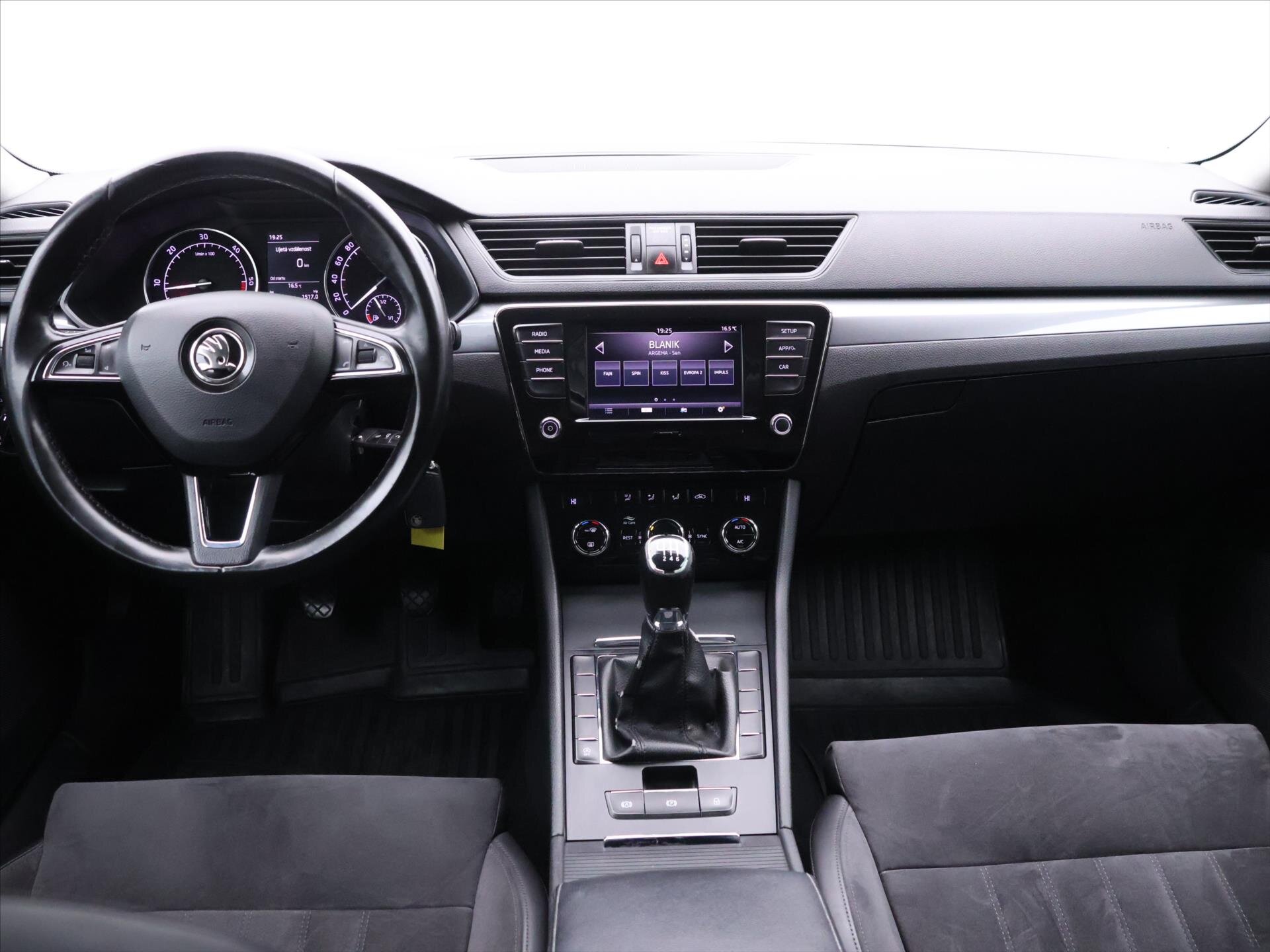 Škoda Superb Sedan 2,0 l 110 kw