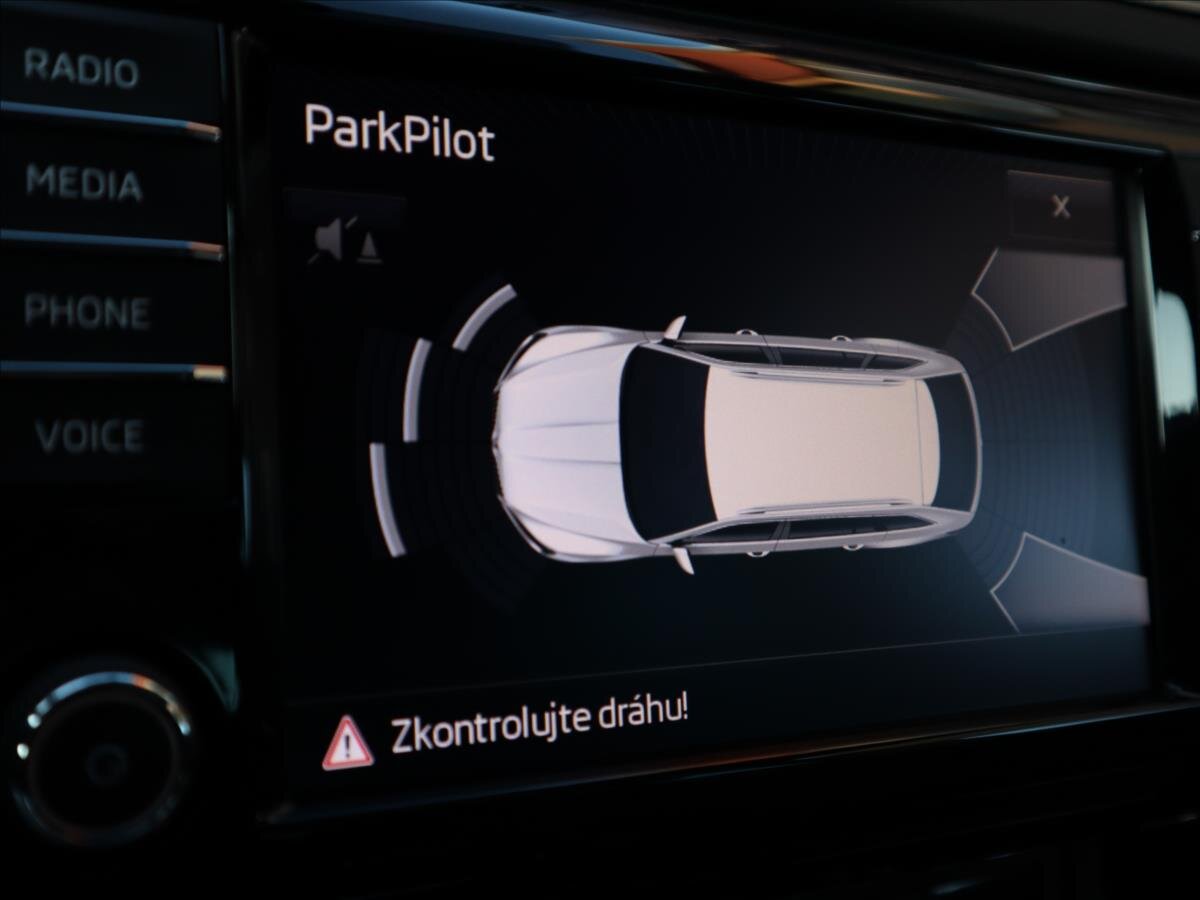 Škoda Superb Kombi 2,0 l 110 kw