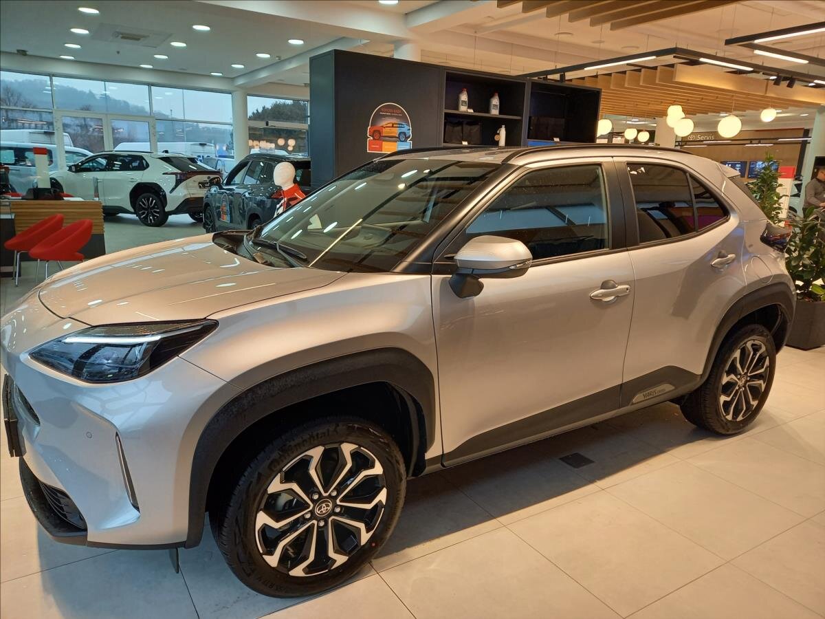 Toyota Yaris Cross Hatchback 1,5 l 85 kw