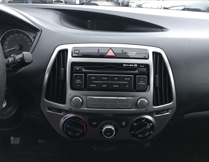 Hyundai i20 Hatchback 1,2 l 63 kw