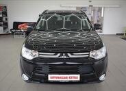 Mitsubishi Outlander 2