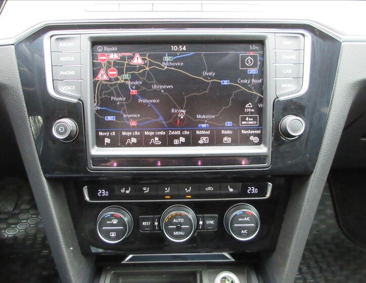 Volkswagen Passat 18