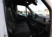 Mercedes-Benz Sprinter 13