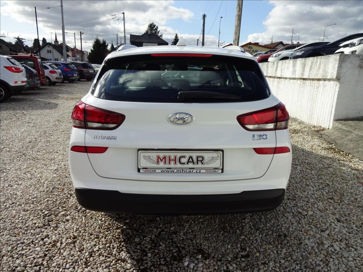 Hyundai i30 Kombi 1,6 l 85 kw