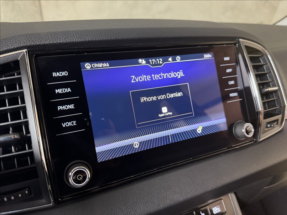 Škoda Karoq SUV / Terénní 1,5 l 110 kw