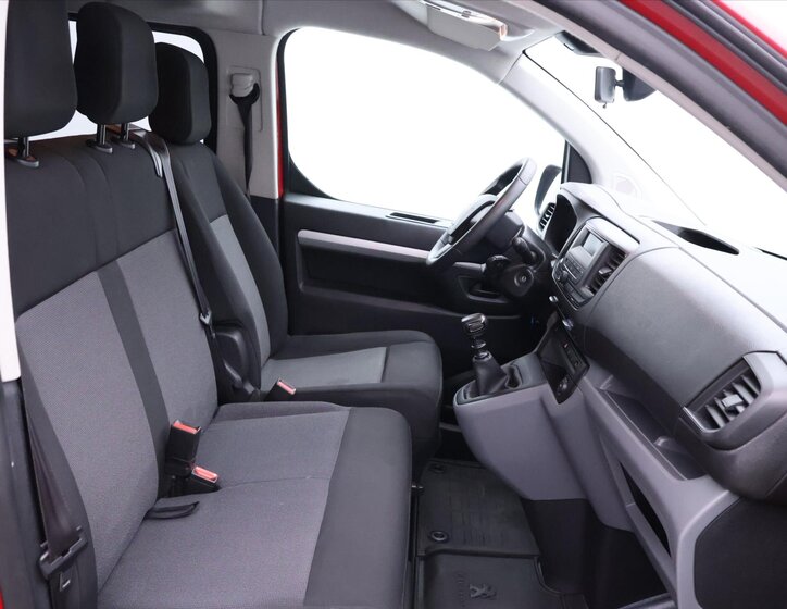 Peugeot Expert Kombi 2,0 l 90 kw