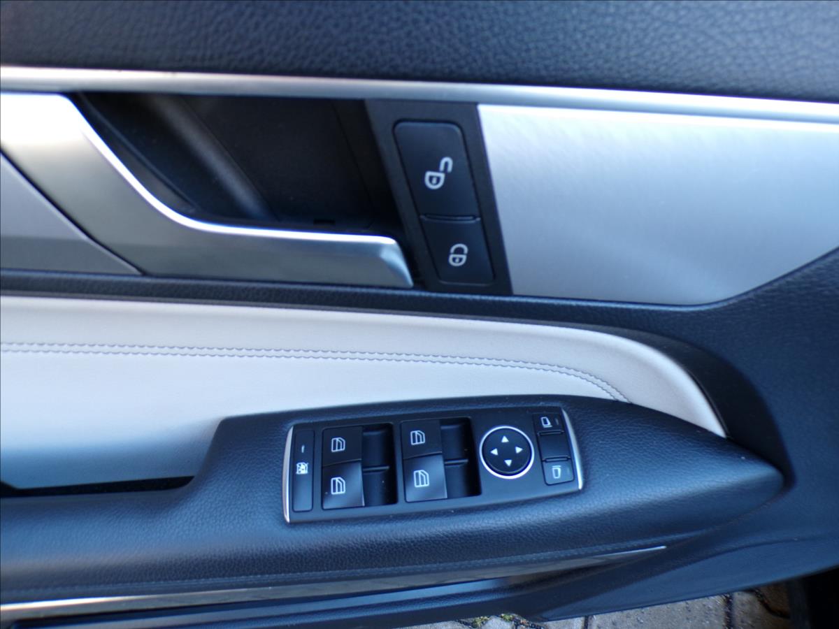 Mercedes-Benz Třídy E