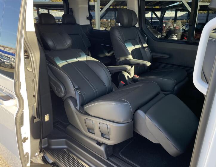 Hyundai Staria 15