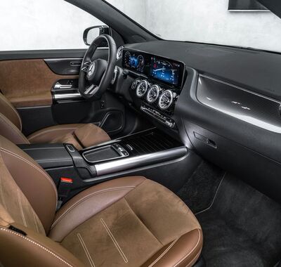 Mercedes-Benz GLA 11