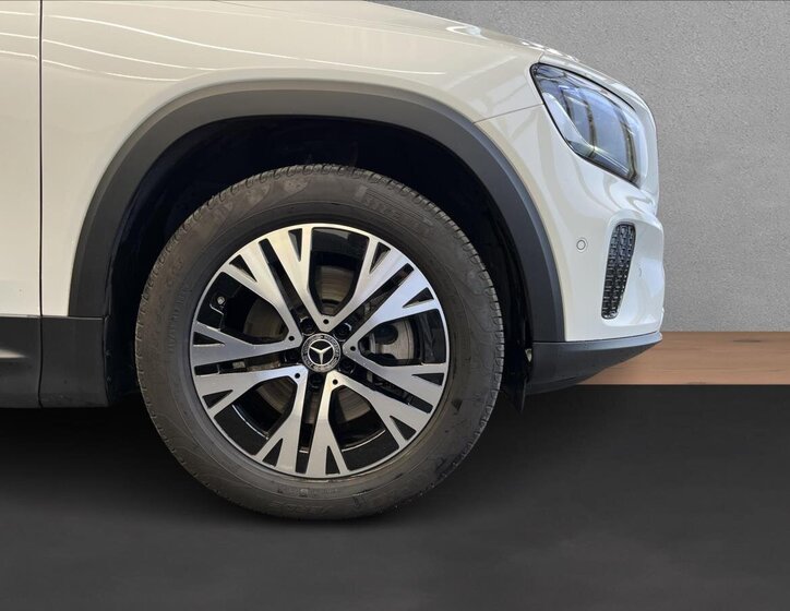 Mercedes-Benz GLB 22
