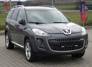 Peugeot 4007 12