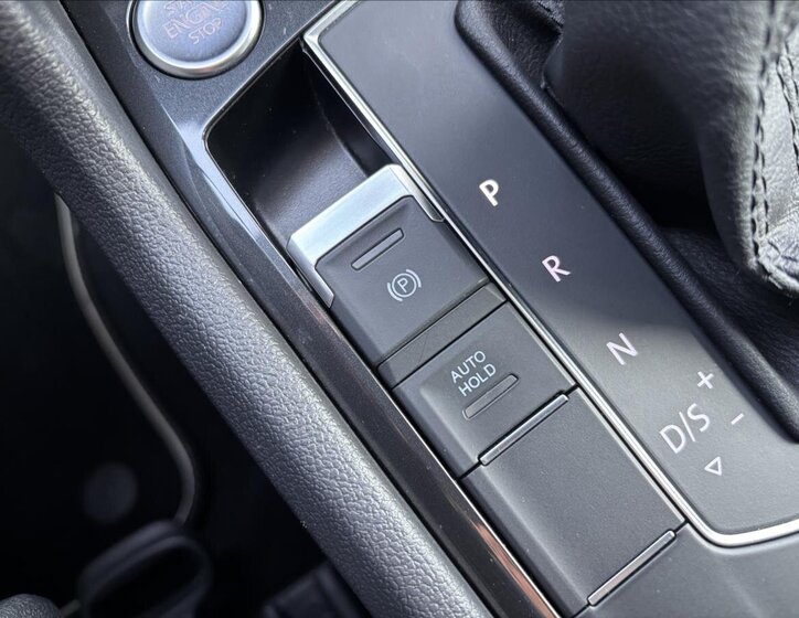 Volkswagen Tiguan SUV / Terénní 1,5 l 110 kw