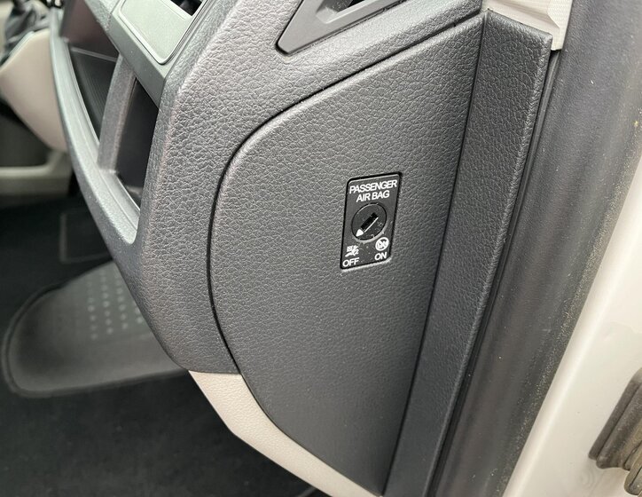 Volkswagen Transporter Kombi 2,0 l 110 kw