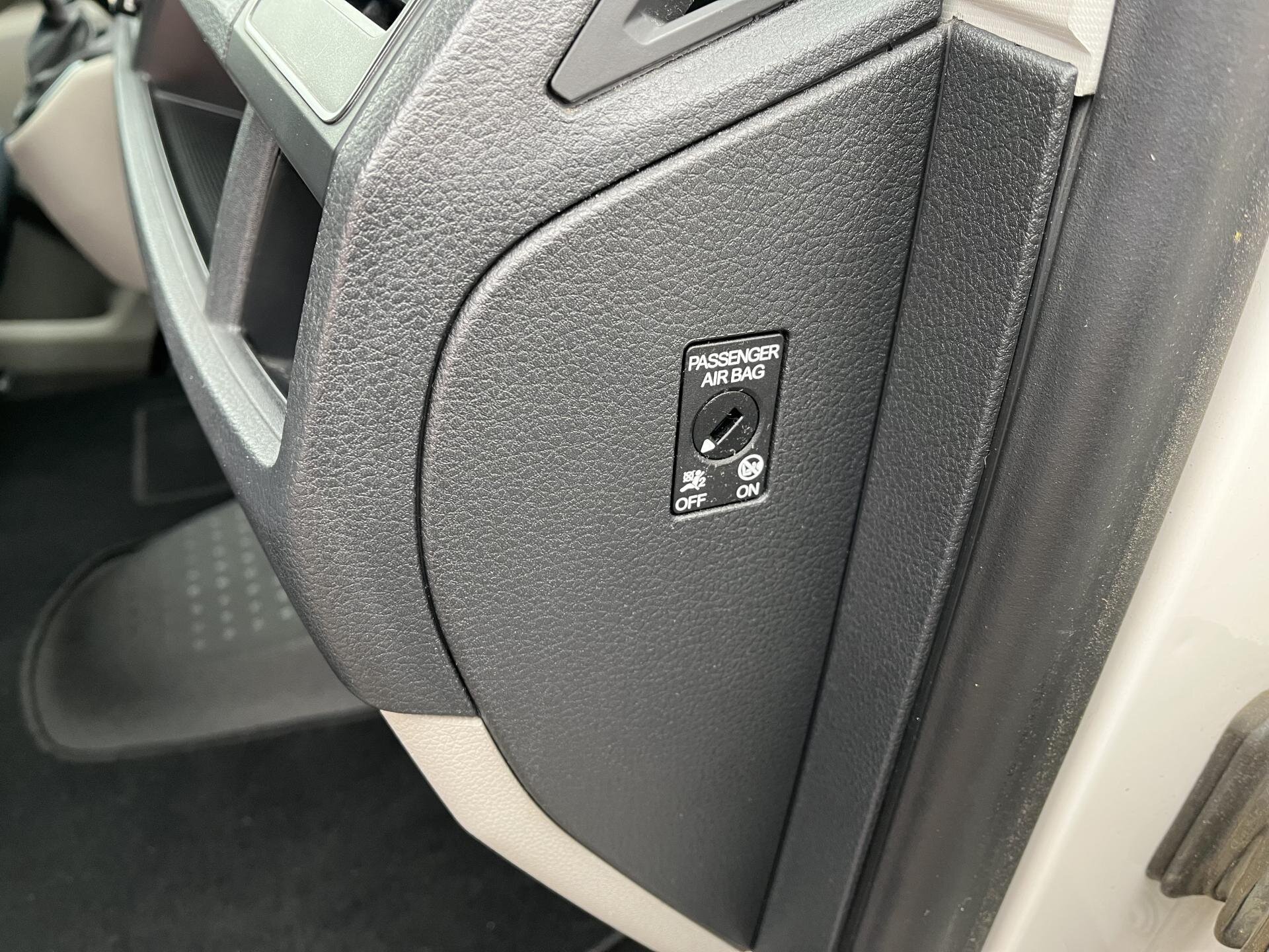 Volkswagen Transporter Kombi 2,0 l 110 kw