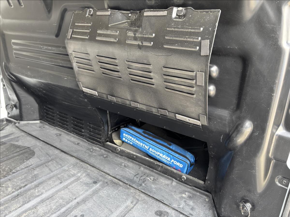 Ford Transit Custom Skříň 2,0 l 100 kw