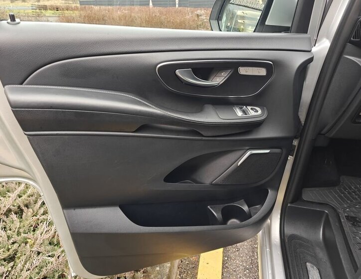 Mercedes-Benz Třídy V 18