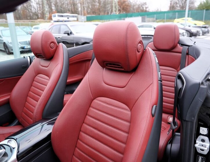 Mercedes-Benz Třídy C 32