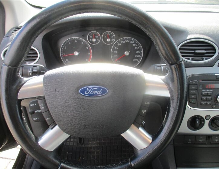Ford Focus 14