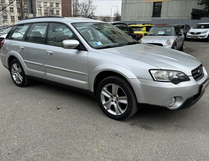 Subaru Legacy Kombi 3,0 l 180 kw