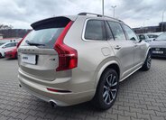 Volvo XC90 SUV / Terénní 2,0 l 235 kw