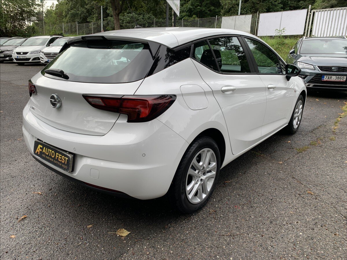Opel Astra Hatchback 1,5 l 77 kw