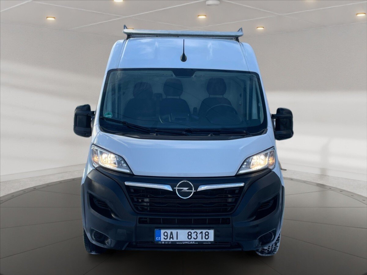 Opel Movano
