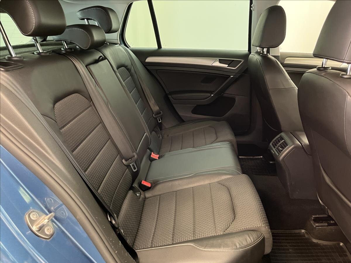 Volkswagen Golf Hatchback 1,4 l 92 kw