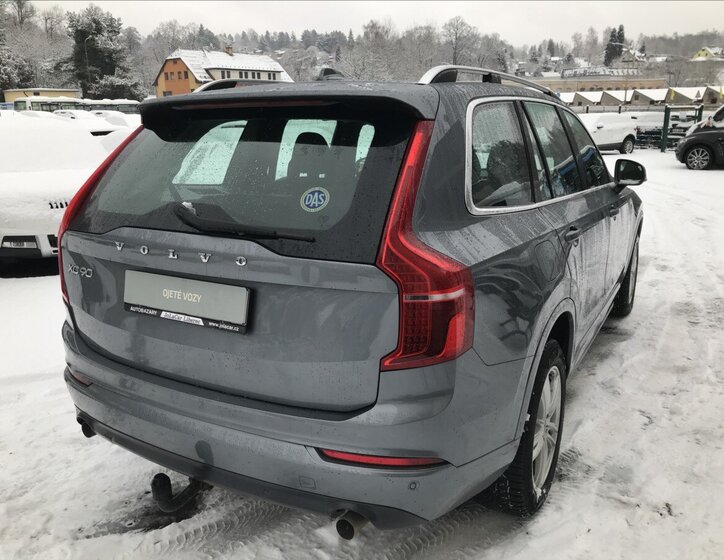 Volvo XC90 SUV 2,0 l 173 kw