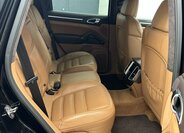 Porsche Cayenne 18