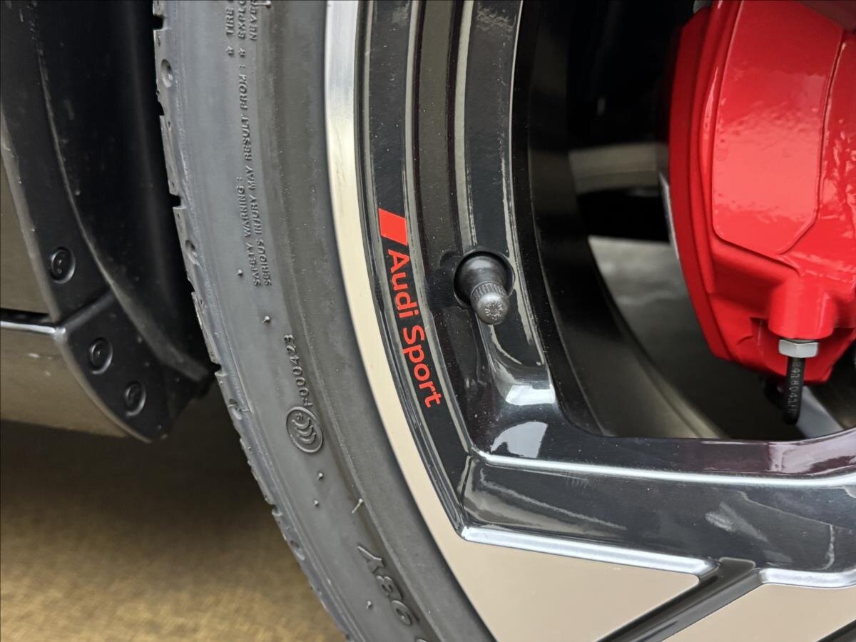 Audi A4 Kombi 2,0 l 150 kw