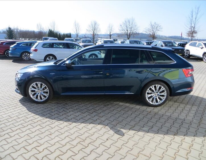 Škoda Superb Kombi 2,0 l 147 kw
