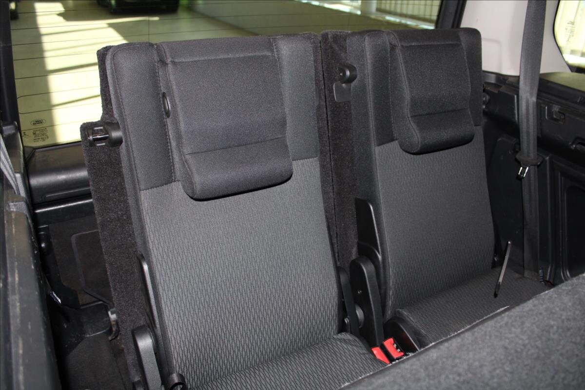 Land Rover Discovery SUV / Terénní 3,0 l 155 kw