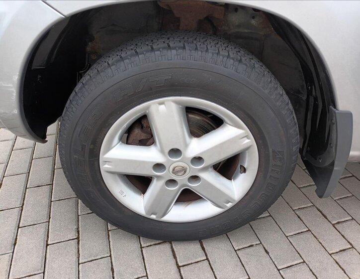 Nissan X-Trail SUV / Terénní 2,5 l 121 kw